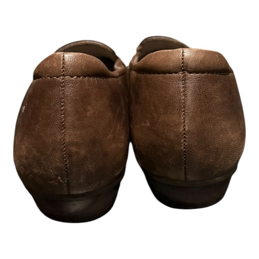 Clarks Women’s Brown Leather Loafers Comfort Slip On Shoes Size 9.5M - Picture 6 of 10